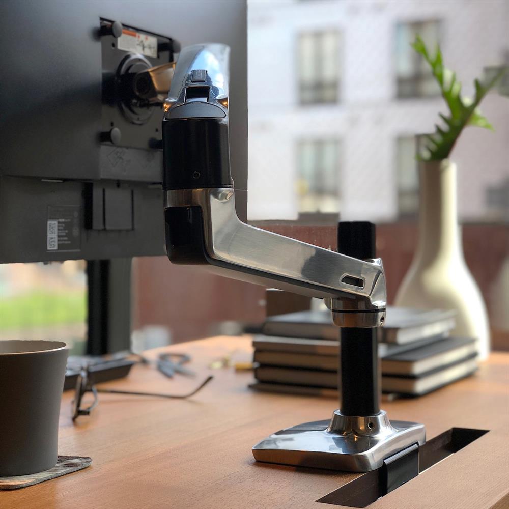 Ergotron LX Desk Mount LCD Arm  - Polished Aluminium
