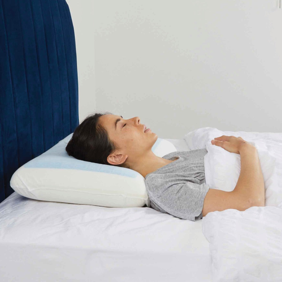 Therapeutic Pillow MemoGel Classic Pillow - Cool Gel Feel Classic (Non Contour) Shape