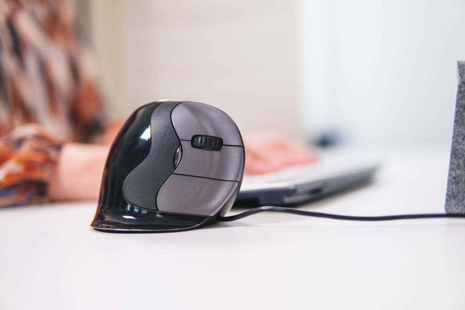 Evoluent VerticalMouse D Series