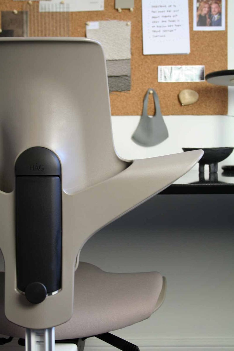 HÅG Capisco Puls  8010 Chair Ergonomic Saddle Seat