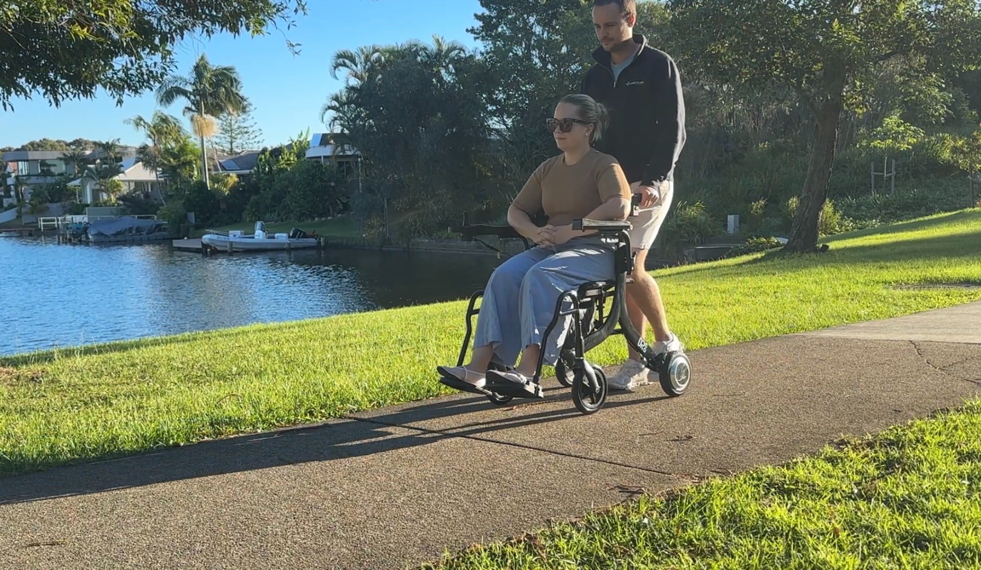 Orca Hybrid - Electric Walker & Electric Wheelchair - 3-in-1