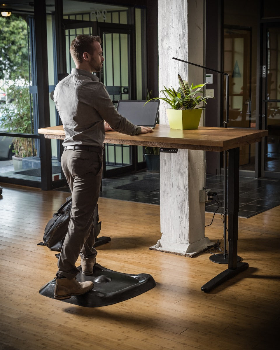 Topo Standing Mat